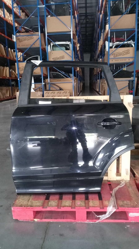 2014 AUDI Q7 Left Rear Door Black Used Dents 94K Miles OEM 539196