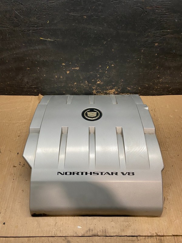 2004 to 2011 Cadillac Deville Seville DTS Northstar Engine Motor Cover U0302 DG