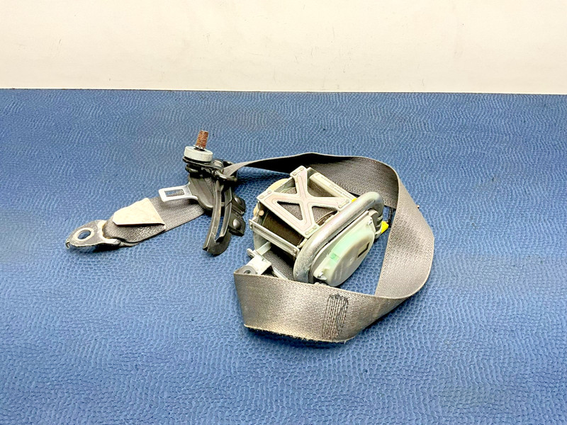 Saturn Sky Pontiac Solstice Seat Belt Retractor Tensioner Left Driver OEM 69K Mi