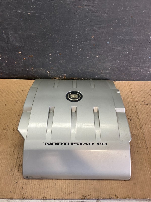 2004 to 2011 Cadillac Deville Seville DTS Northstar Engine Motor Cover Q0428 DG