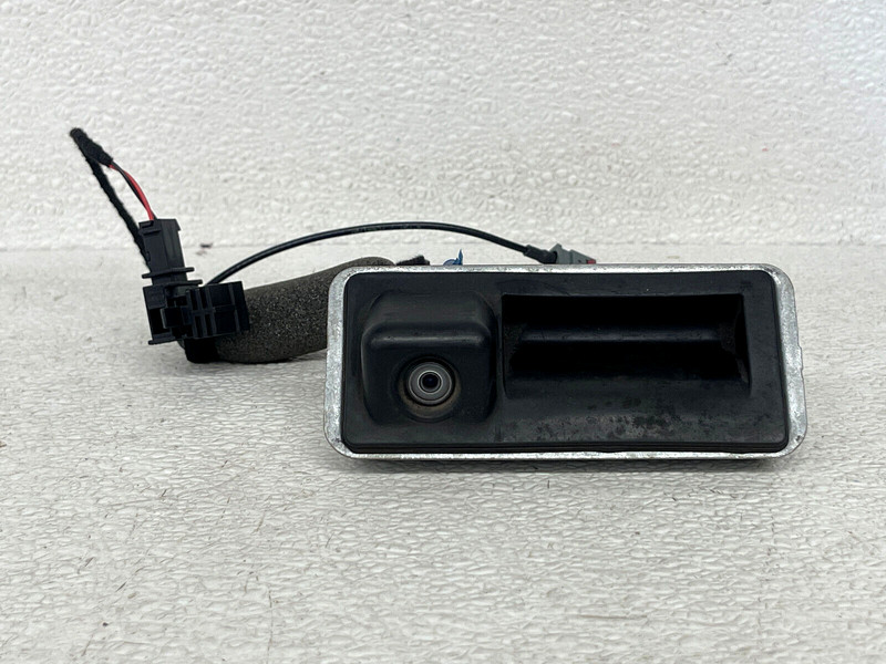 ⭐2015-2018 AUDI Q3 REAR TRUNK VIEW CAMERA LID MOUNTED ASSEMBLY OEM LOT2538