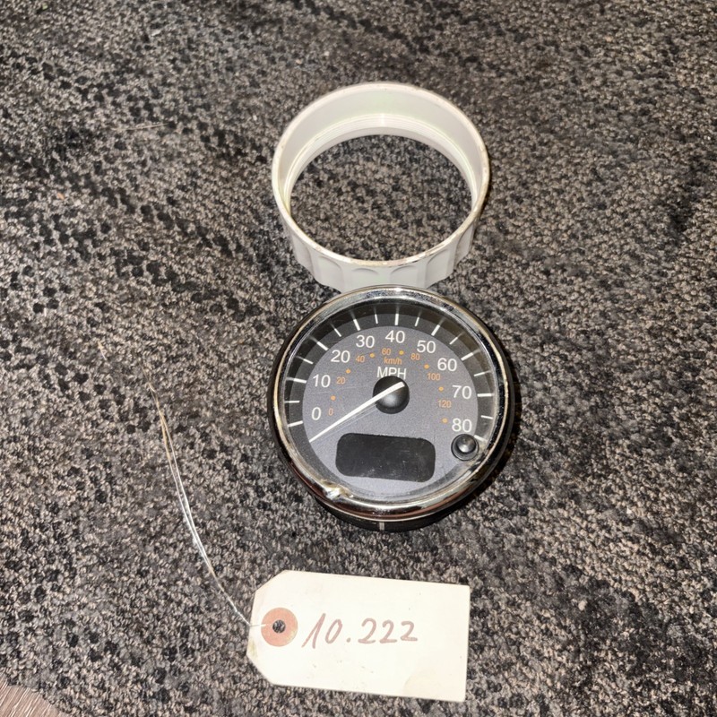 Peterbilt Gauge Speedometer - P/N: Q43-6034-101001C ( Broken Little)