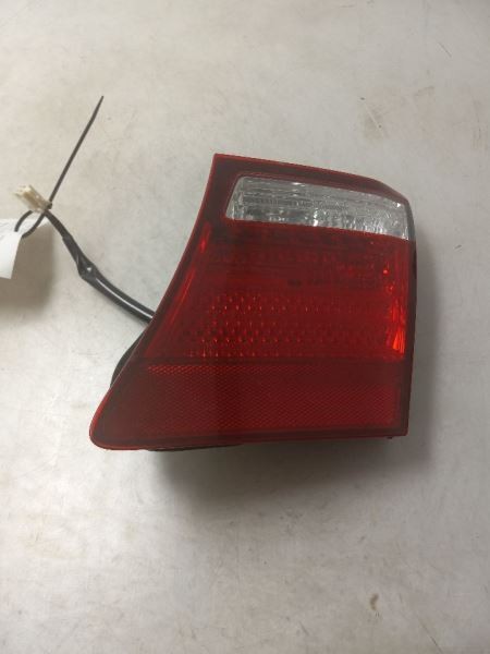 07-09 LEXUS LS460 BASE PASSENGER SIDE REAR TAIL LIGHT ASSEMBLY