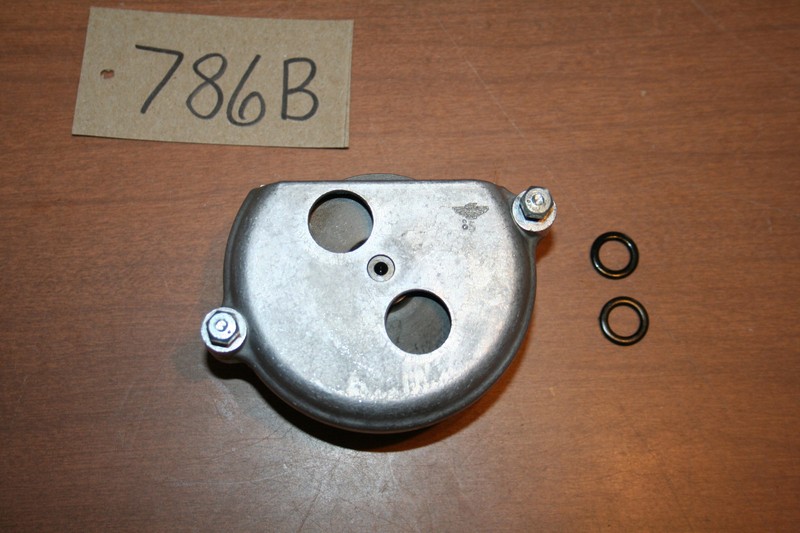1983 Honda ATC 185S Engine Oil Pump Assembly 80 81 82 83 185 S
