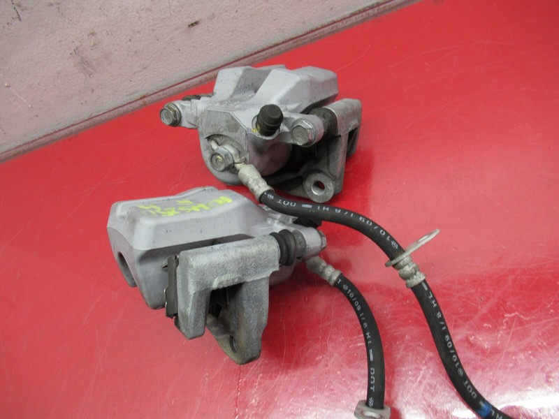10-12 LEXUS HS250H FWD REAR LEFT / RIGHT BRAKE CALIPER SET PAIR OEM