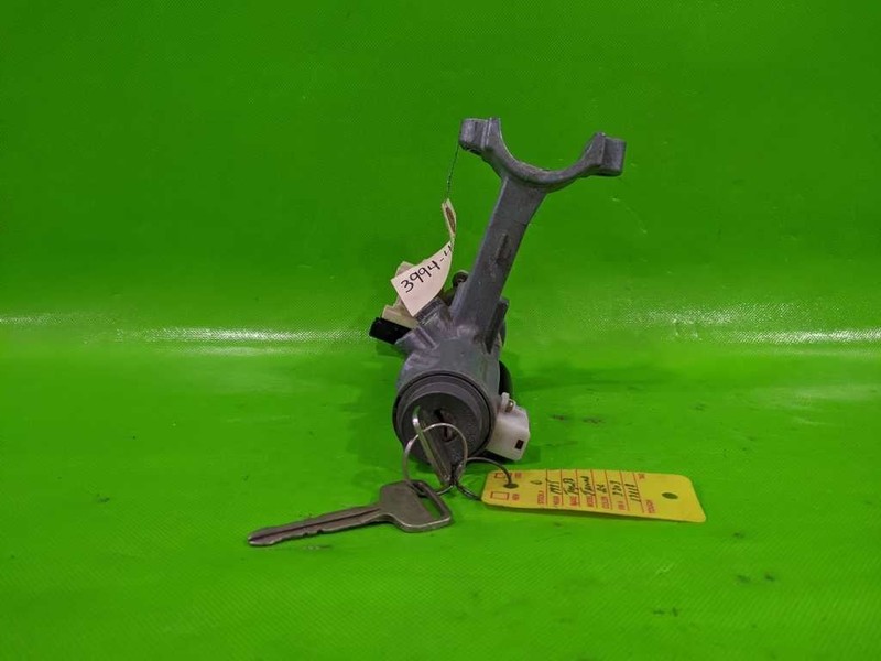 95 96 97 TACOMA IGNITION SWITCH CYLINDER HOUSING W/KEY OEM 3994-4
