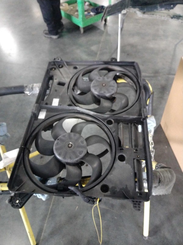 2016 Ford Fusion Engine Cooling Fan Motor OEM Black DG938C607CC 179K Miles