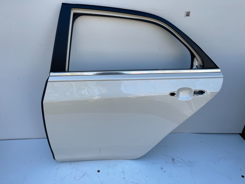 2014-2019 CADILLAC CTS LEFT DRIVER REAR DOOR SHELL OEM