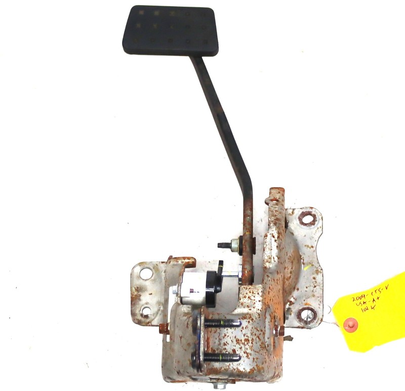 2009-2015 CTS-V Brake Pedal W/ Mounting Bracket USED OEM GM