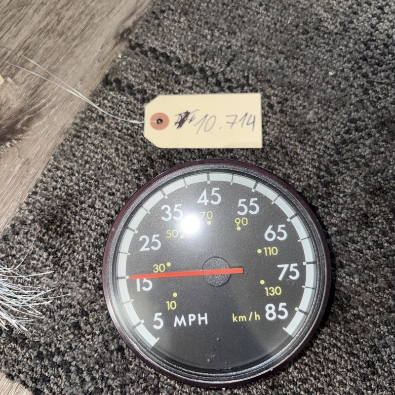 FREIGHTLINER CenturySpeedometer P/N224650700 , 66 8270942-000