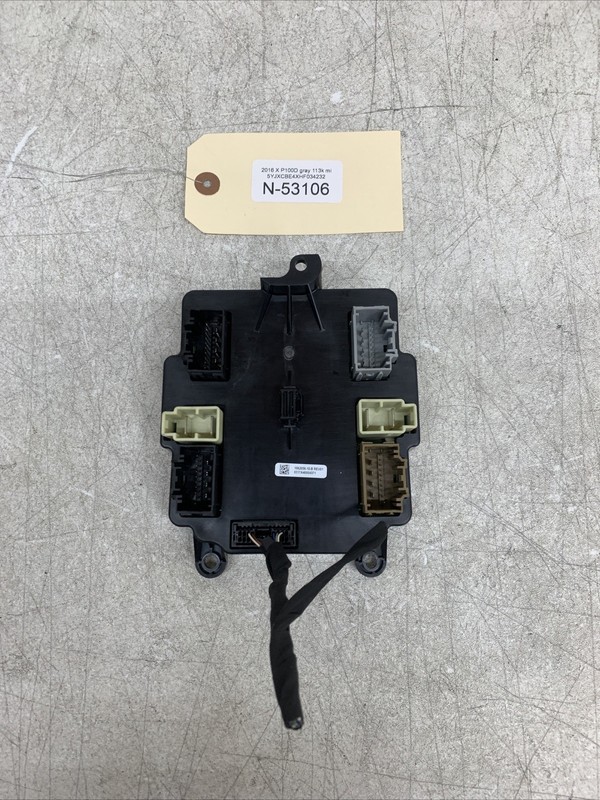 16-20 Tesla X RH Rear Falcon Door Chassis Control Module 1062056-10-B 53106 B128