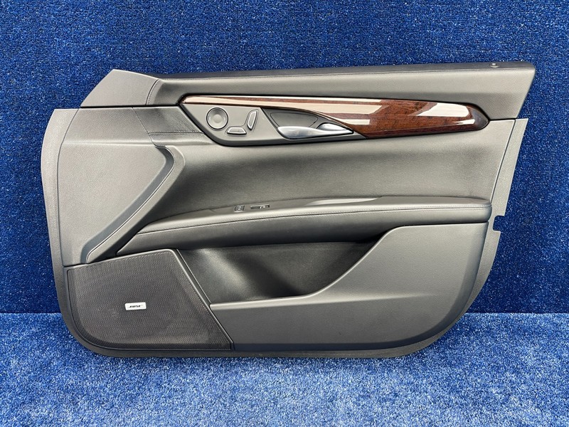 2016-2020 CADILLAC CT6 RIGHT PASSENGER FRONT INTERIOR DOOR PANEL OEM 84049504