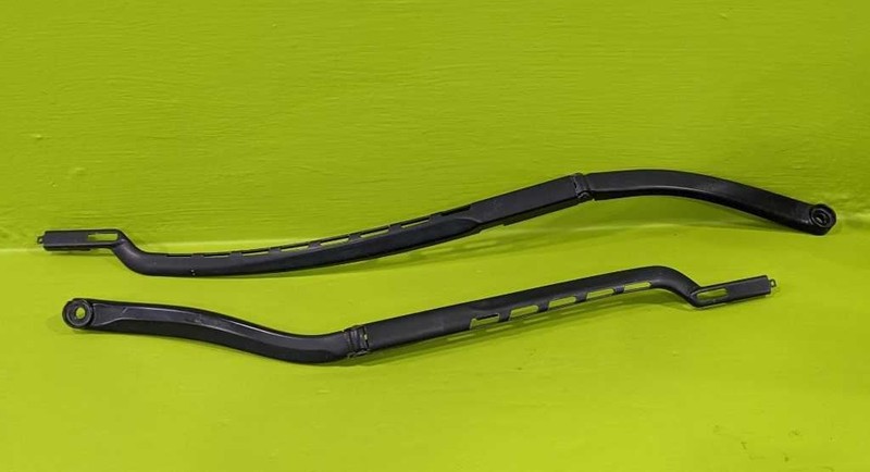 15-19 MKC DRIVER LEFT/PASSENGER RIGHT WINDSHIELD WIPER ARM (PAIR) OEM 3809-114