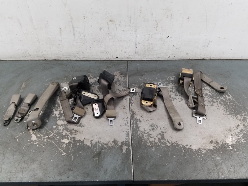 2000 Chevy Camaro Z28 Seat Belt Set #5045 V4