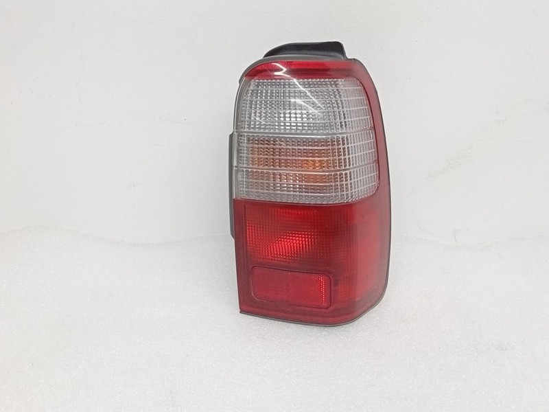 Passenger Right Tail Light Fits 96-00 4 RUNNER 75036