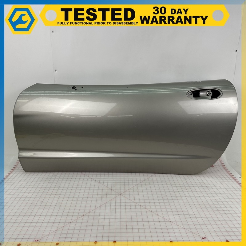 97-04 Chevy Corvette C5 FRONT LEFT DRIVER SIDE DOOR SHELL Gold 11U OEM