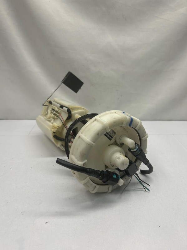 2011 to 2020 Dodge Caravan fuel pump assembly 3.6L