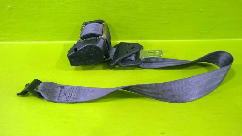 97 DODGE 1500 DRIVER LEFT REAR SEAT BELT RETRACTOR OEM 930-19