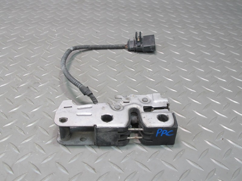 2011-2018 PORSCHE CAYENNE 958 FRONT HOOD BONNET LATCH LOCK ACTUATOR