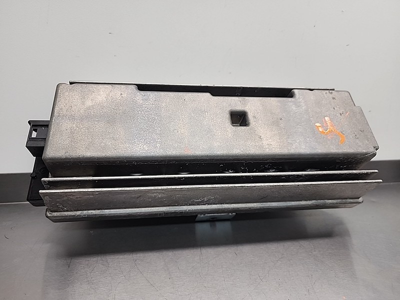 BMW F01 F02 750i F07 550i Top HiFi Lear Amplifier OEM 65.12 - 9240766