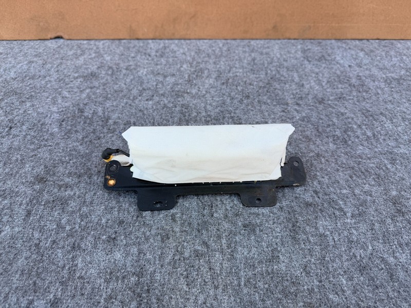 HYUNDAI GENESIS SEDAN & G80 2015-2020 OEM REAR LEFT DRIVER SEAT ASSEMBLY