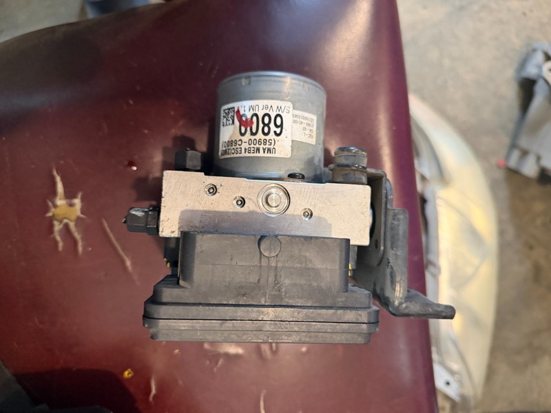 16-18 KIA SORENTO OEM AWD ABS PUMP W/ MODULE - ANTI LOCK BRAKE CONTROL UNIT