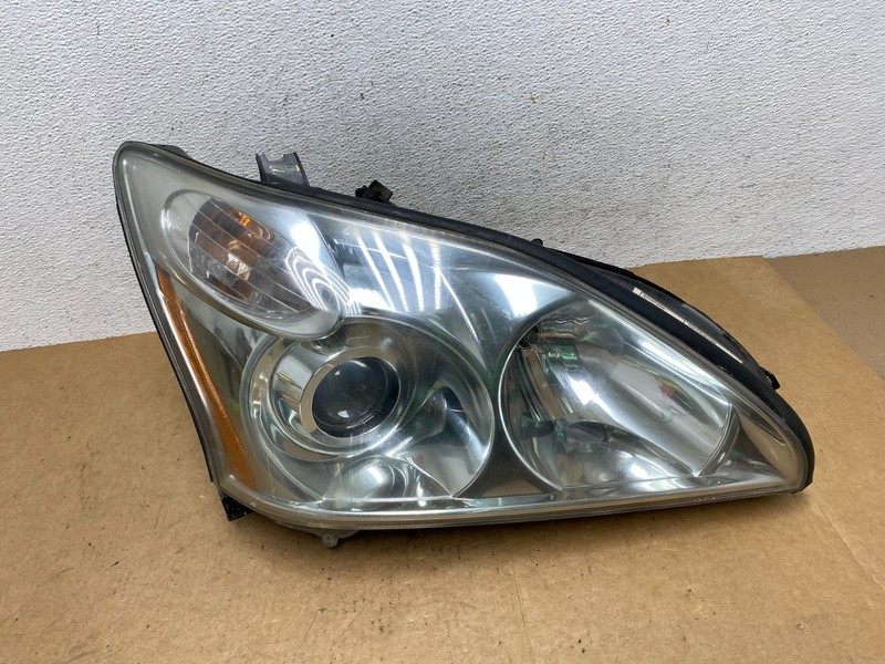 2004 - 2009 Lexus RX330 RX350 Xenon Right Passenger Side Headlight OEM AE3236 DW
