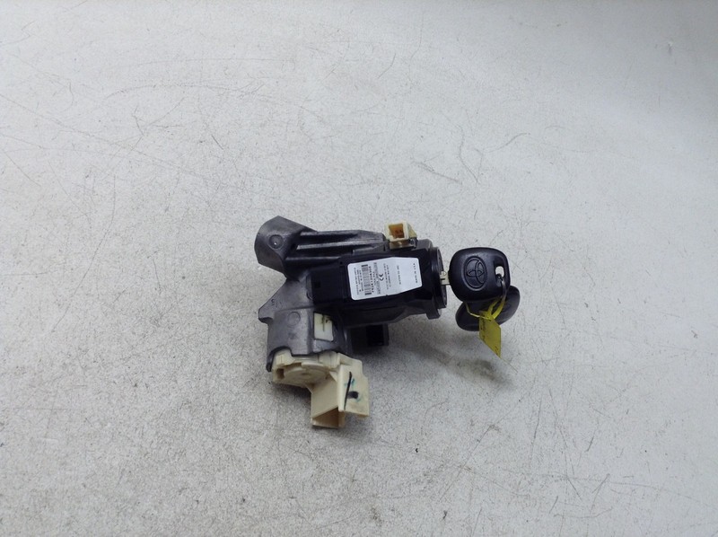 07-13 TOYOTA TUNDRA IGNITION SWITCH LOCK W KEY OEM