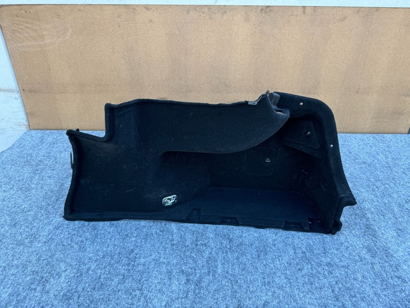 HYUNDAI GENESIS SEDAN & G80 2015-2020 OEM RIGHT PASSENGER TRUNK CARPET LINER ASY