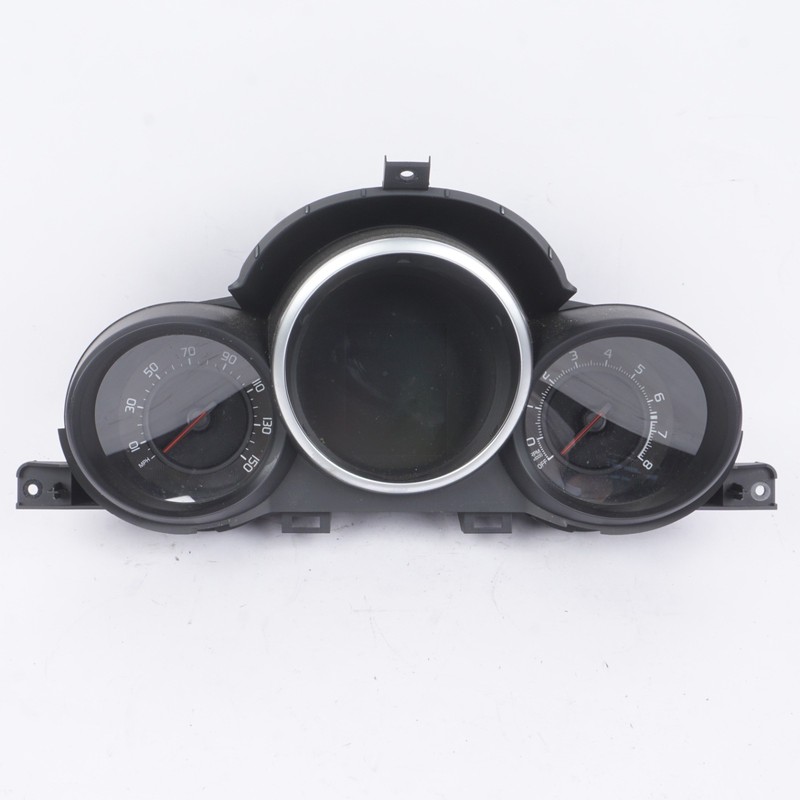 2016 - 2018 FIAT 500X Instrument Cluster Speedometer Gauge 52039643 OEM