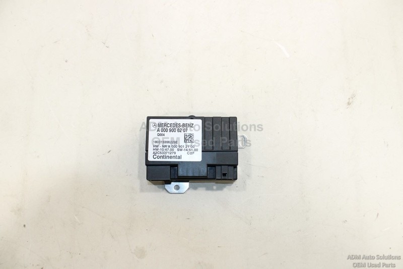 2014-2019 MERCEDES CLA250 FUEL PUMP CONTROL MODULE UNIT A0009006207 OEM