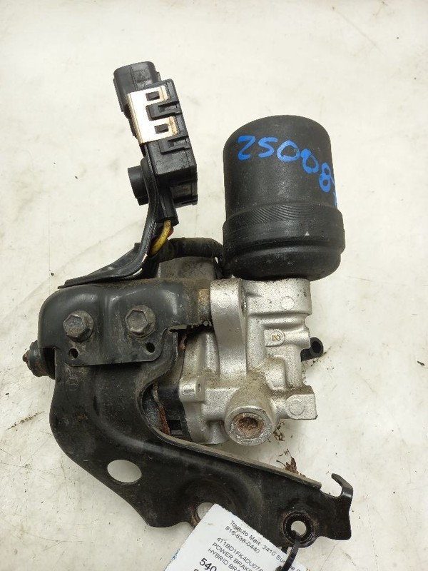 Power Brake Booster VIN D 5th Digit Hybrid Fits 13-14 CAMRY 565115
