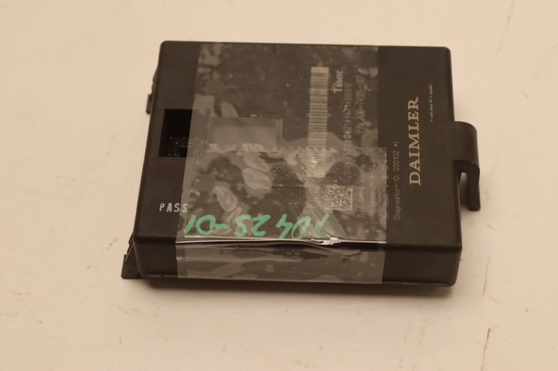2008-2017 FREIGHTLINER CASCADIA 125 CAB COMPUTER MODULE A06-74995-007 OEM
