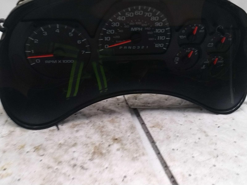 2006 Chevrolet Trailblazer Speedometer Gauge Blue OEM 15140620 166K Miles