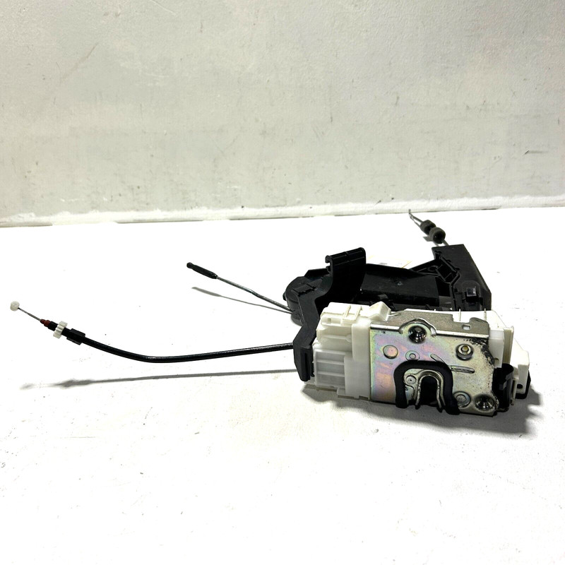 Rear Right Passenger Door Lock Latch Actuator Mercedes-Benz GL450 2007-2011 OEM