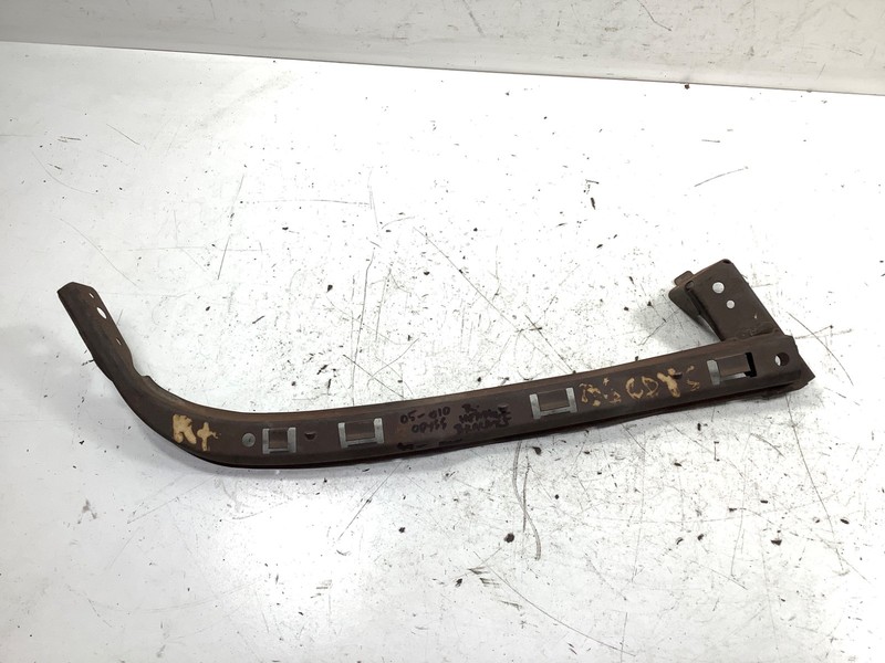 05-010 Honda Odyssey Right Headlight Bracket OEM