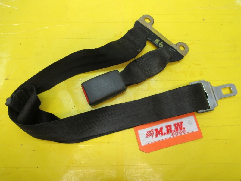 REAR SEAT BELT SEATBELT LAP CENTER MIDDLE BACK BUCKLE LATCH for 98 99 00 RODEO