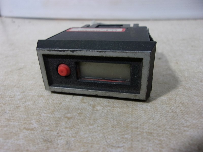 Red Lion Controls CUB10000 Counter *FREE SHIPPING*