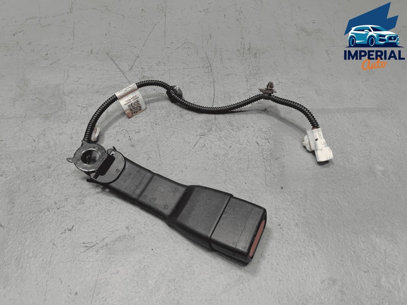 2018-2024 Toyota Camry Front Passenger Side Seat Belt Seatbelt Buckle Black OEM