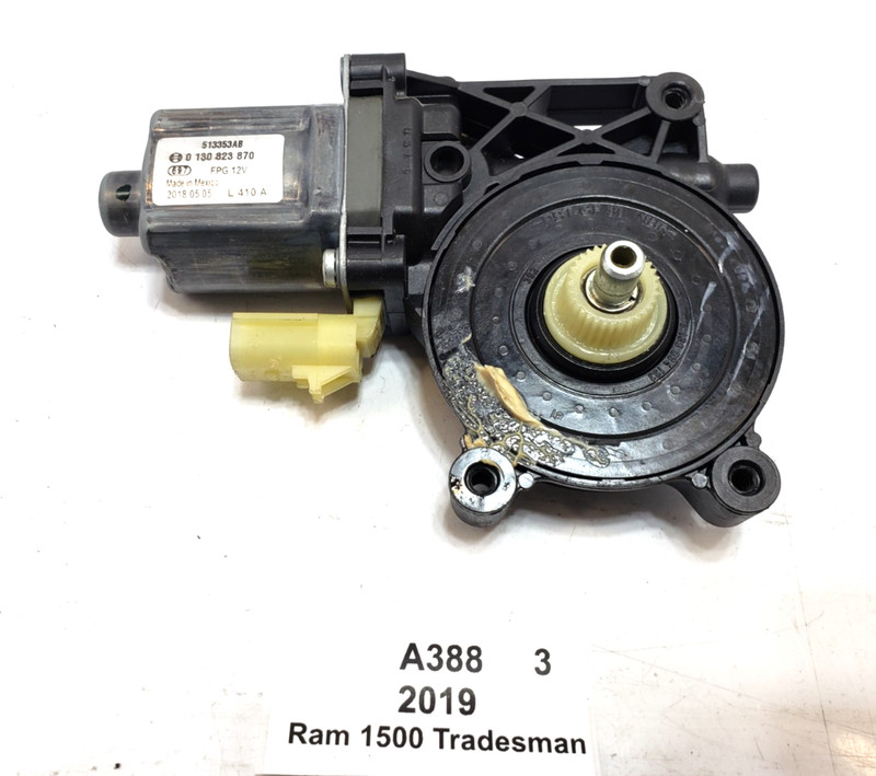 ✅ 19-24 OEM RAM 1500 Tradesman Rear Back Sliding Glass Window Regulator Motor