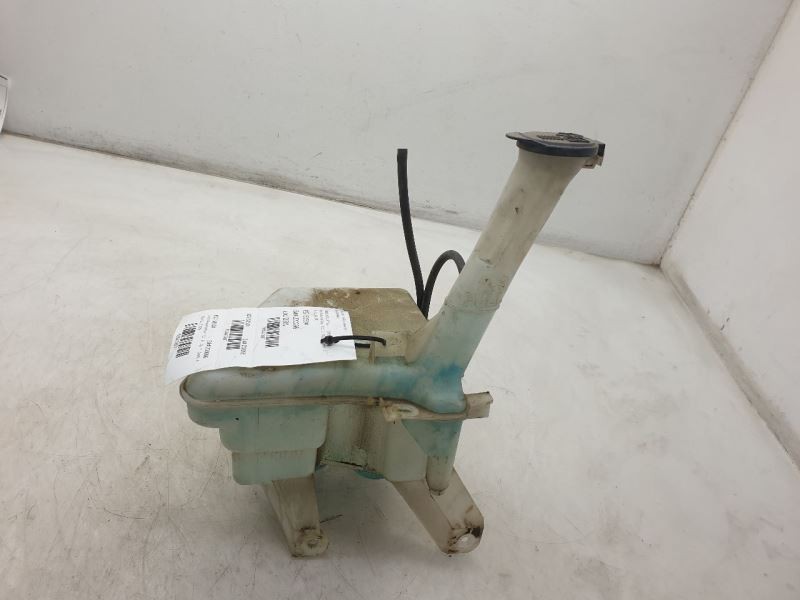 06-12 TOYOTA YARIS 1.5L FWD AT WINDSHIELD WASHER RESERVOIR ASSEMBLY