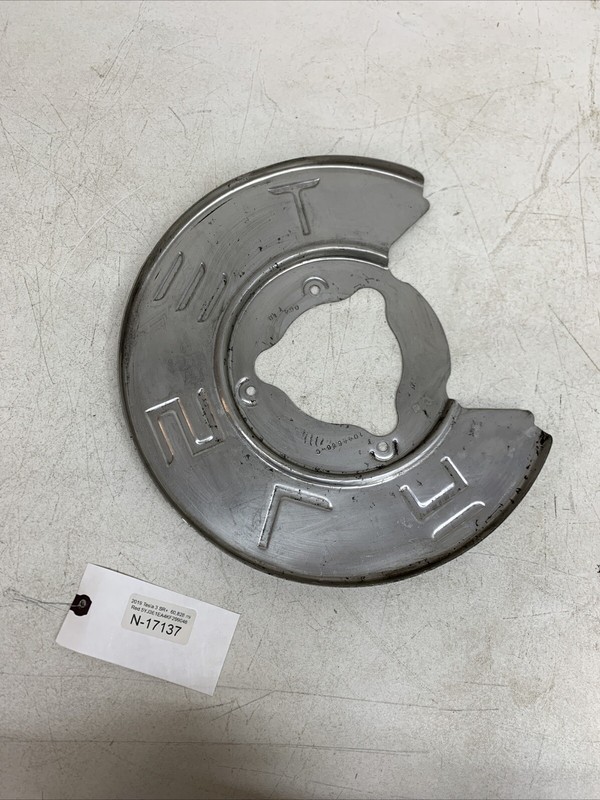 ⚡️17-22 Tesla M3 Y Rear Passenger Side Brake Rotor Shield RH 1044666-C 17137 S26