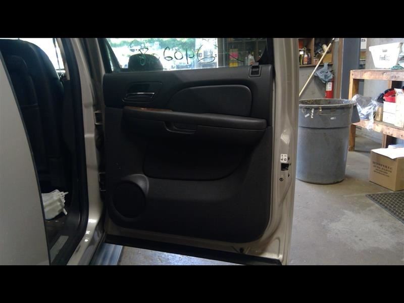 2007 Suburban Passenger Right Rear Door Trim Panel Rear 1381188