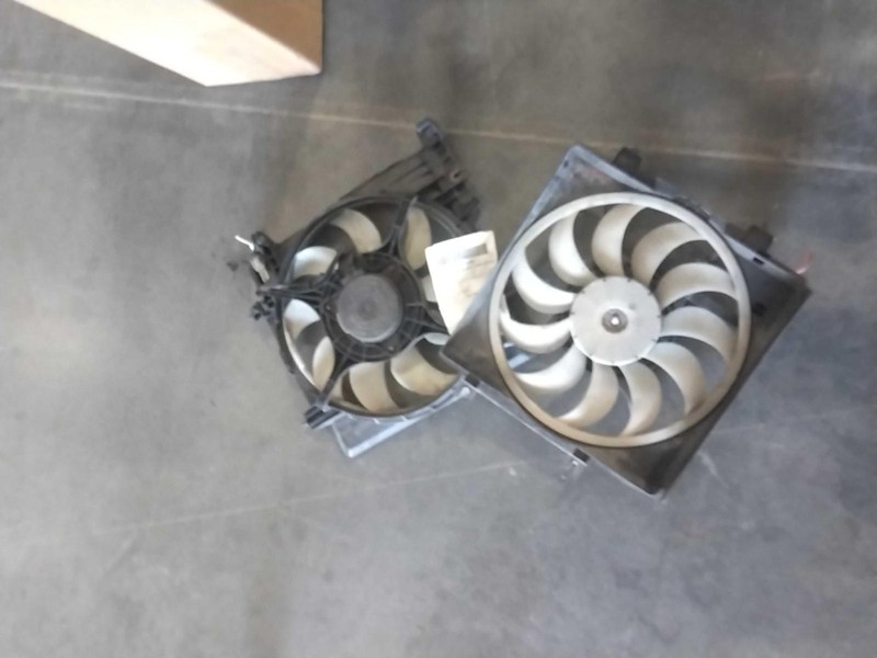 2017 Subaru Forester Engine Cooling Fan Motor OEM Black 139K Mileage