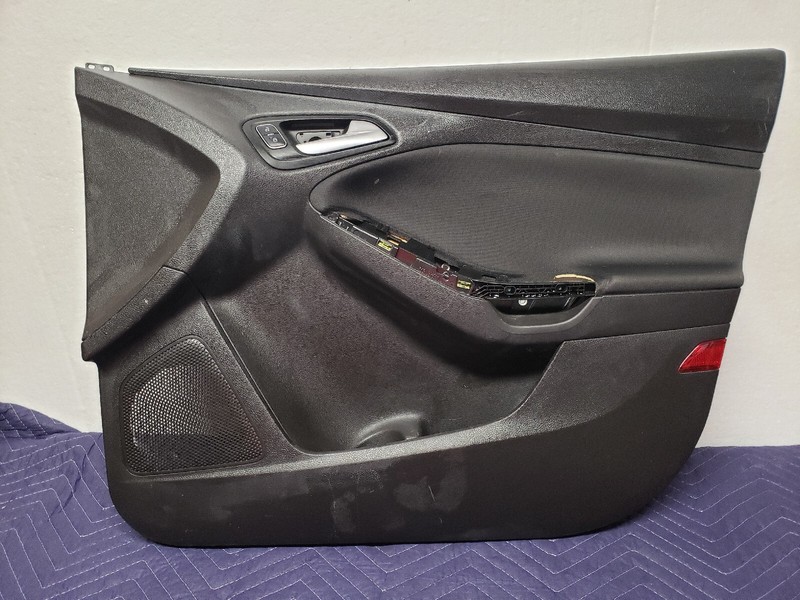 2015 2016 2017 2018 Ford Focus ST ST2 FRONT RIGHT PASSENGER Door Panel Trim OEM⚡