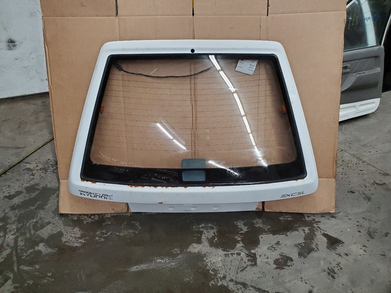 Trunk/Hatch/Tailgate Hatchback Without Wiper Fits 90-94 EXCEL 294900