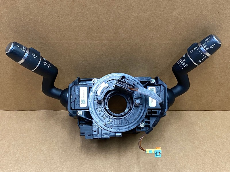 2017-2019 JAGUAR F-PACE STEERING COLUMN COMBINATION SWITCH OEM LOT791