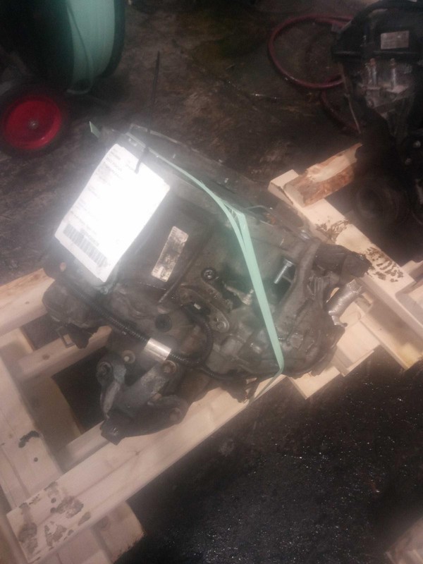 2017 Ford Focus Automatic Transmission Assembly FWD 136K Miles OEM Black