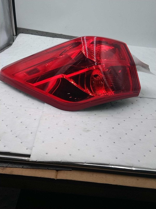 2017 Nissan Pathfinder Left Tail Light Assembly Silver - Used, Light Scratches