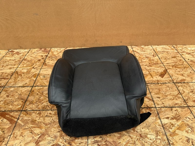 INFINITI QX56 QX80 11-17 OEM FRONT RIGHT PASSENGER UPPER SEAT CUSHION COVER BLCK
